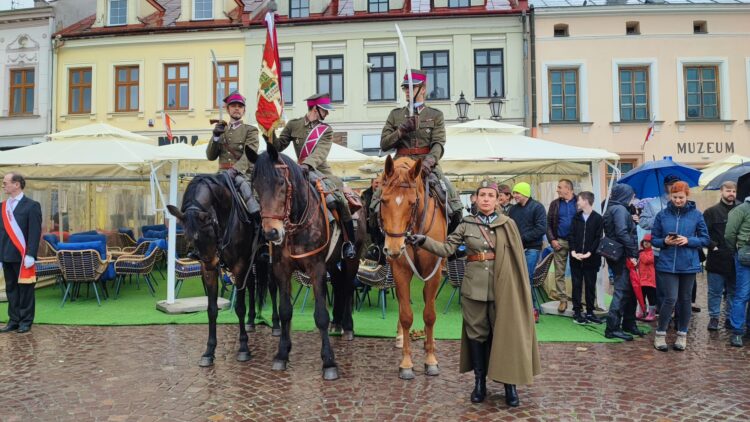 Wojewódzkie obchody Święta Konstytucji 3 Maja (zdjęcia) 1 - Polskie Radio Rzeszów Wojewódzkie obchody Święta Konstytucji 3 Maja (zdjęcia)