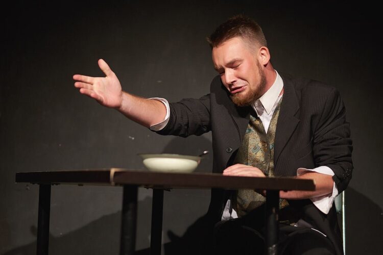 „Iwan Karamazow zwraca bilet” (zdjęcia) 1 - Polskie Radio Rzeszów „Iwan Karamazow zwraca bilet” (zdjęcia)