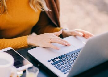 Komputery i&nbsp;laptopy dla młodych dębiczan