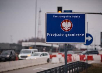 Tysiące ciężarówek odprawionych na&nbsp;przejściu w&nbsp;Malhowicach