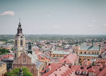 Nowa drewniana kładka na&nbsp;przemyskim Zniesieniu