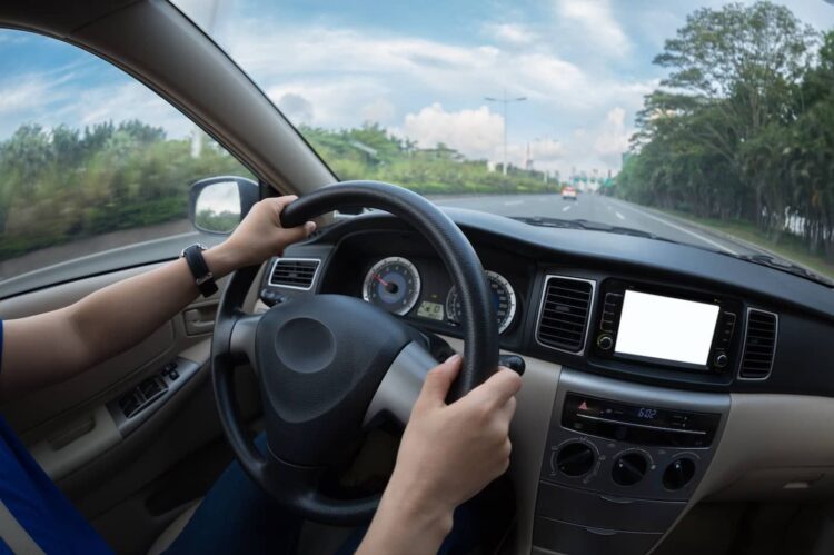 Fałszywe prawa jazdy z Ukrainy, Rumunii i Tadżykistanu zatrzymano na granicy 1 - Polskie Radio Rzeszów Fałszywe prawa jazdy z Ukrainy, Rumunii i Tadżykistanu zatrzymano na granicy