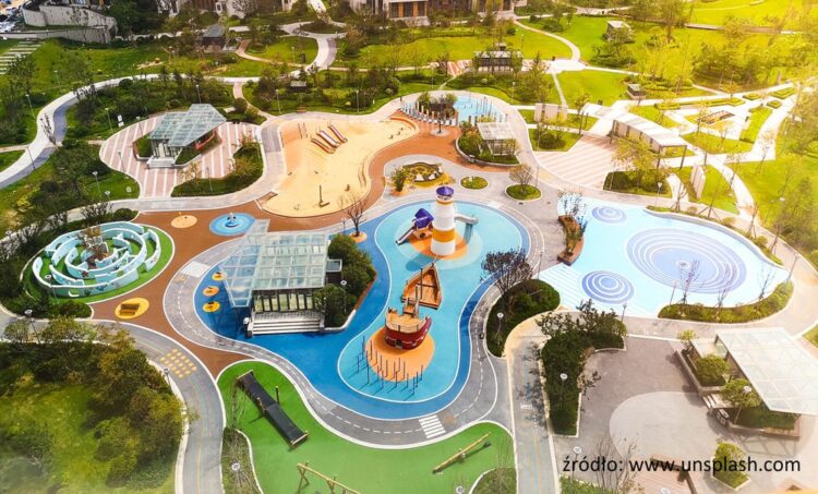 Radni PiS proponują budowę nowoczesnego parku zabaw 1 - Polskie Radio Rzeszów Radni PiS proponują budowę nowoczesnego parku zabaw