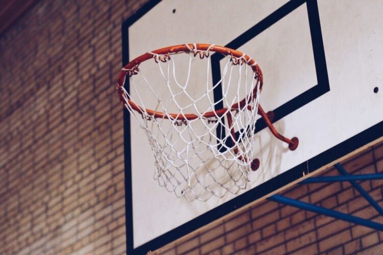 Porażka Miasta Szkła! 1 - Polskie Radio Rzeszów Porażka Miasta Szkła!