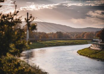 Meteorolodzy ostrzegają przed&nbsp;dużym przyborem wody na&nbsp;Podkarpaciu
