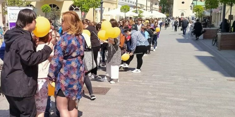 Marsz w Dniu Godności Osób z Niepełnosprawnością Intelektualną