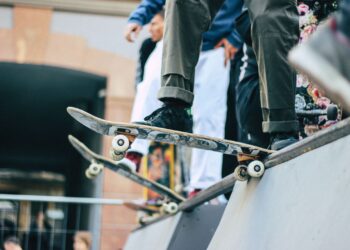 Warsztaty jazdy na&nbsp;deskorolce i&nbsp;hulajnodze