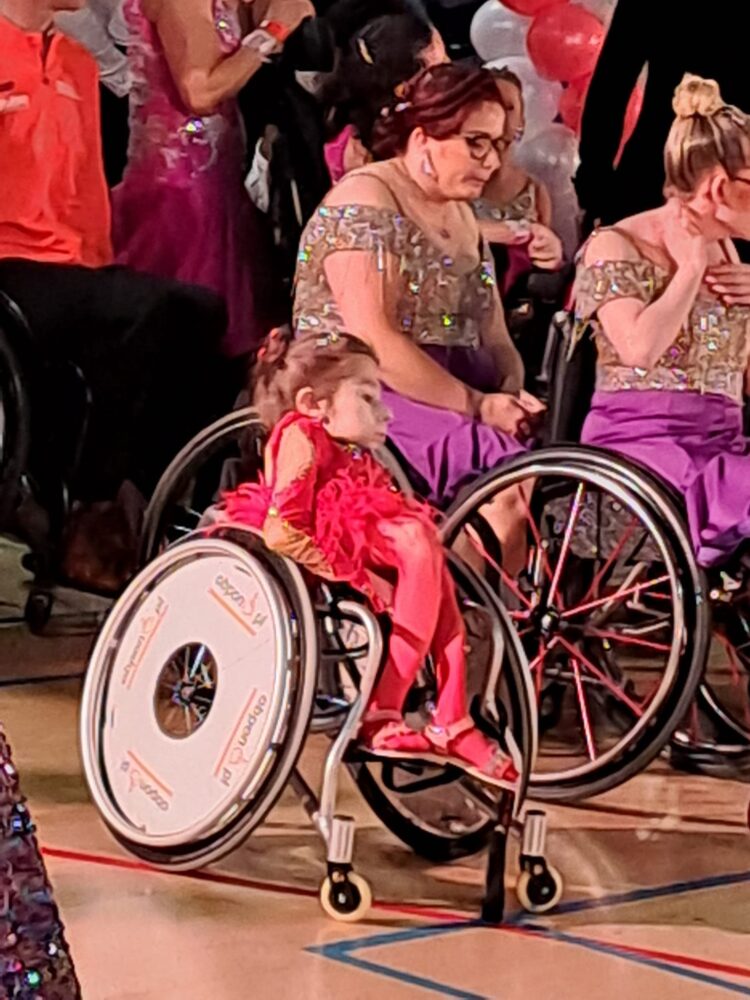 16-letnia Sara z Przemyśla zdobyła dwa złote medale w tańcu