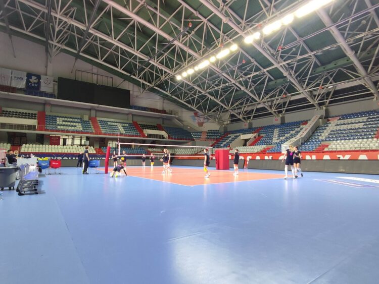 Developres trenuje przed popołudniowym meczem w Stambule (zdjęcia) 1 - Polskie Radio Rzeszów Developres trenuje przed popołudniowym meczem w Stambule (zdjęcia)