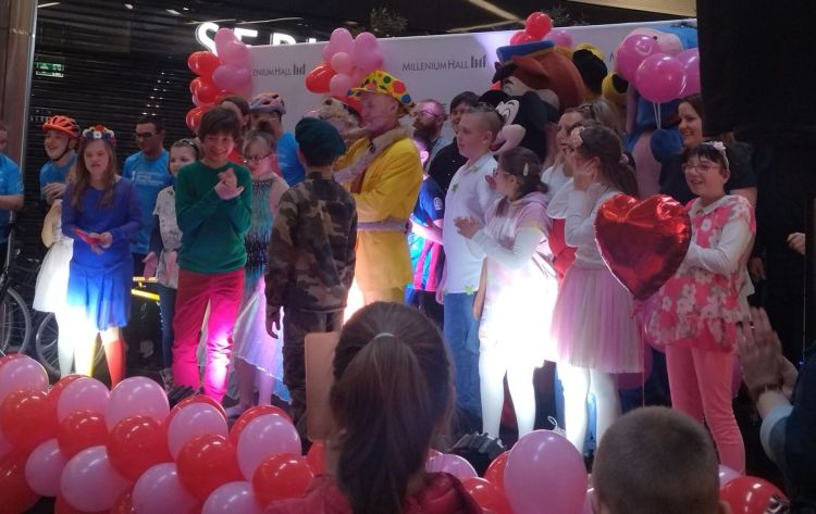 Pokaz talentów w Krainie Uśmiechu 1 - Polskie Radio Rzeszów Pokaz talentów w Krainie Uśmiechu