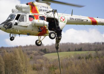 Desant ze&nbsp;śmigłowca. Czterodniowe szkolenie funkcjonariuszy