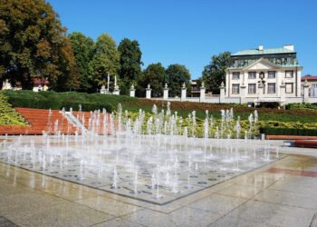Wkrótce rozpocznie się nowy sezon fontanny multimedialnej