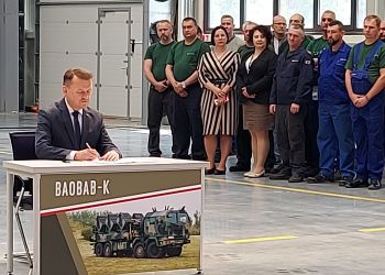 Wicepremier Mariusz Błaszczak zatwierdził dostawy sprzętu bojowego z&nbsp;Huty Stalowa Wola