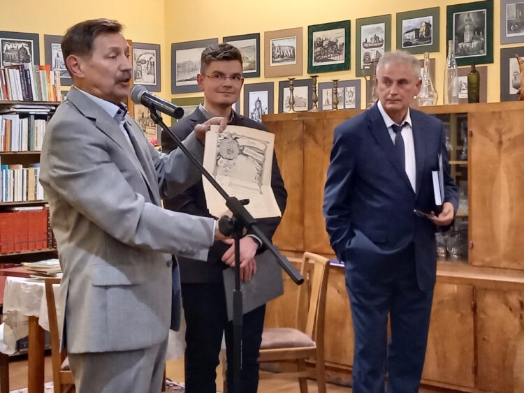 Dawny Lwów i miasta na Kresach na wystawie w Lubaczowie