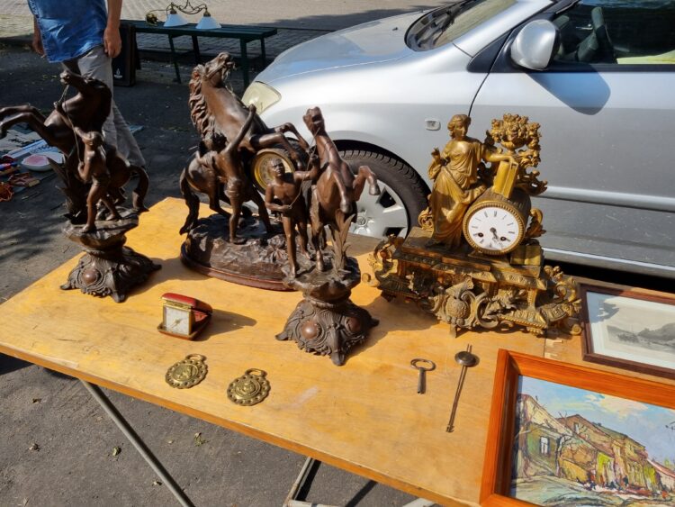 Giełda staroci w Przemyślu