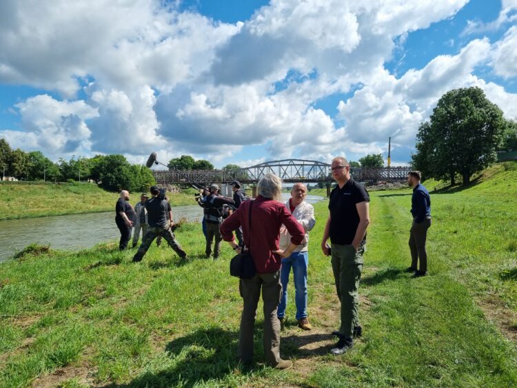 Poszukiwacze historii eksplorują dno Sanu