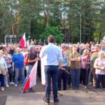 W Stalowej Woli odbyły się dwie niezależne manifestacje 2 - Polskie Radio Rzeszów W Stalowej Woli odbyły się dwie niezależne manifestacje - Polskie Radio Rzeszów