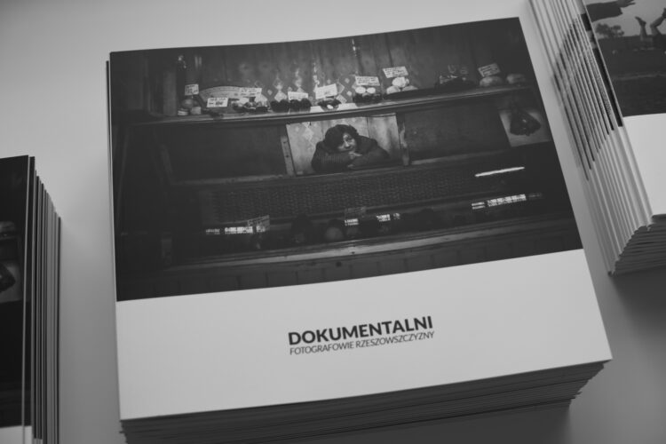 Wystawa ‘’DOKUMENTALNI’’ w czterech galeriach Rzeszowa