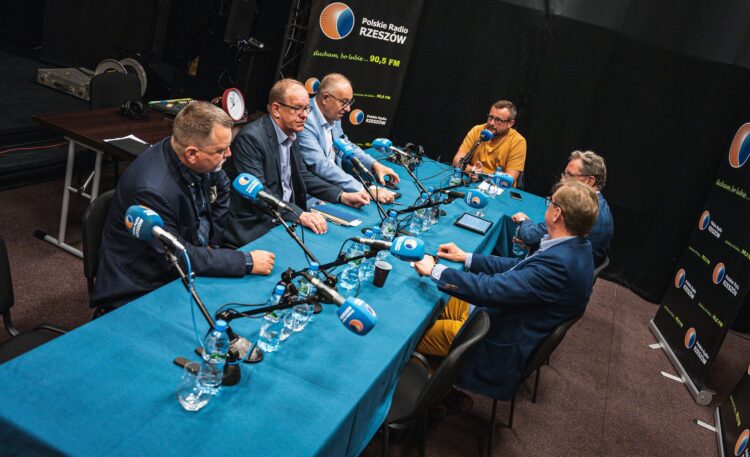 O komisji do spraw badania wpływów rosyjskich w audycji Pro Publico Bono