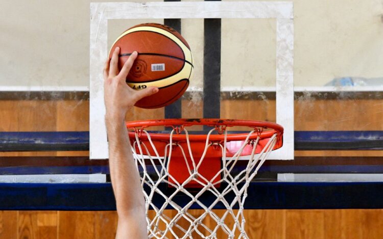 Minimalna porażka Niedźwiadków Chemart Przemyśl w Pruszkowie