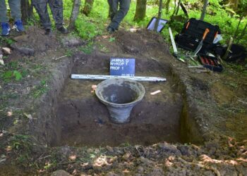 Dzwon cerkiewny odnaleziony w&nbsp;lesie koło Jamnej Górnej