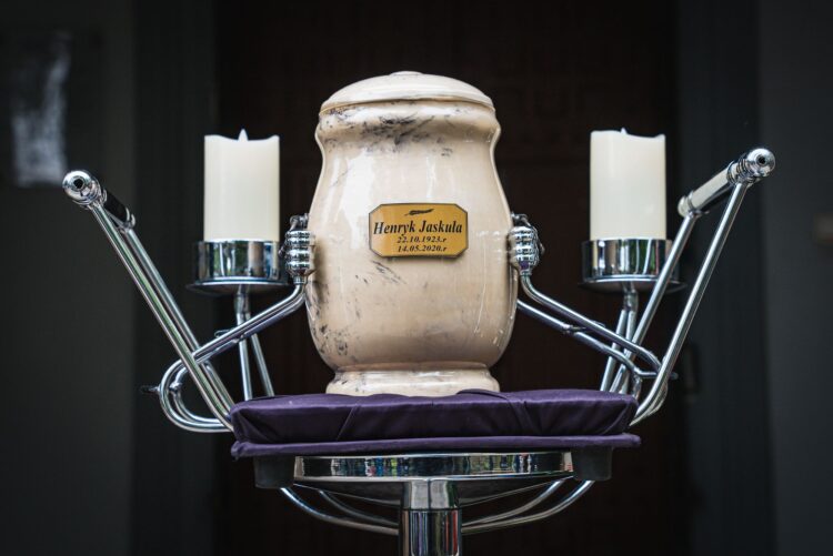 Pogrzeb kapitana Jaskuły