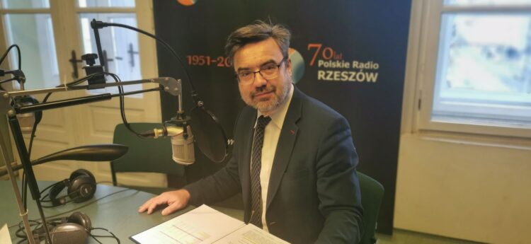 Bezrobocie na Podkarpaciu. Rozmowa z Tomaszem Czopem