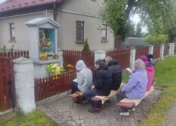 Majówki przy kapliczkach