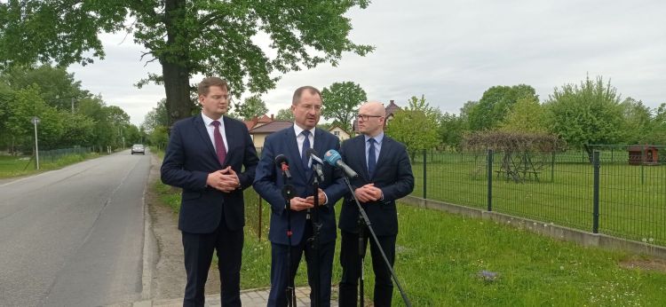 Radni PiS chcą budowy nowych chodników dla pieszych w&nbsp;Rzeszowie