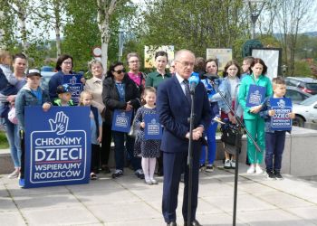 „Chrońmy dzieci – wspierajmy rodziców” w&nbsp;Brzozowie