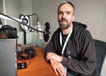 Grafiki prof.&nbsp;Macieja Wnuka w ‘’Radiowej Galerii pod&nbsp;Zegarem’’