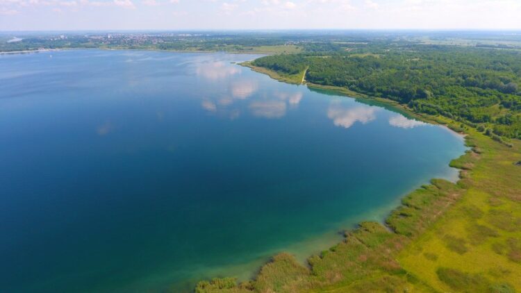 Nowe udogodnienia dla turystów nad Jeziorem Tarnobrzeskim