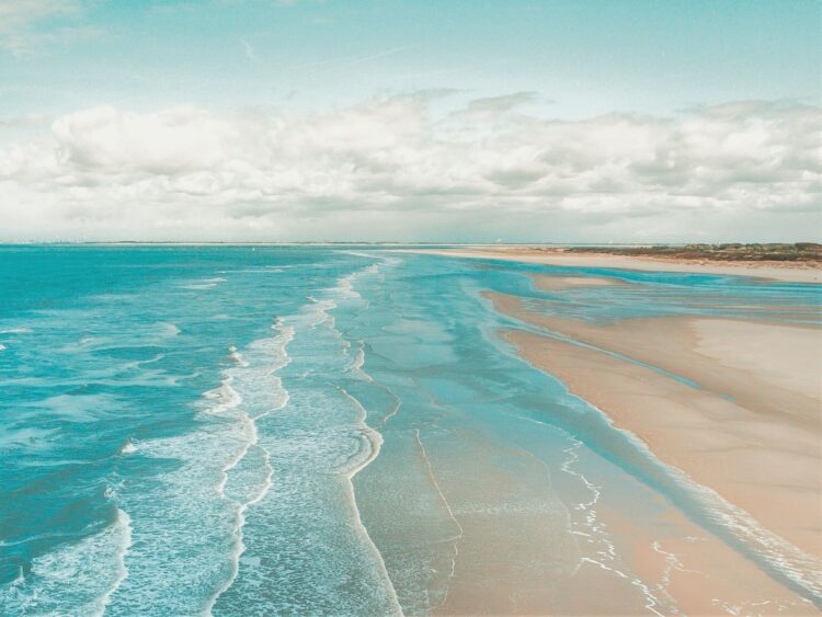 Wakacyjny wypoczynek w czasach wojny. Rozmowa z Markiem Ciszkiewiczem