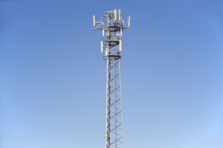 Protest w sprawie budowy masztu telefonii komórkowej w Bandrowie Narodowym