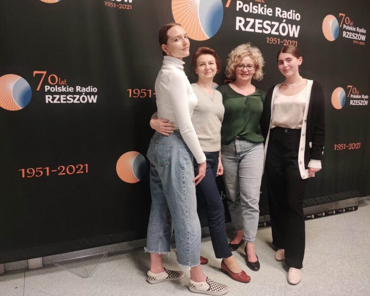 Polski folklor współcześnie - oczami młodych projektantów mody 1 - Polskie Radio Rzeszów Polski folklor współcześnie – oczami młodych projektantów mody