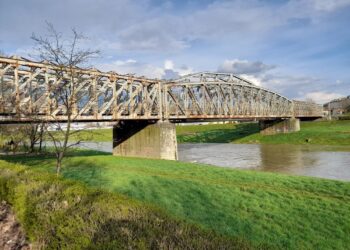 Budowa mostu kolejowego w&nbsp;Przemyślu