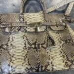 64-latka próbowała przemycić do Polski torebkę ze skóry węża 2 - Polskie Radio Rzeszów 64-latka próbowała przemycić do Polski torebkę ze skóry węża - Polskie Radio Rzeszów