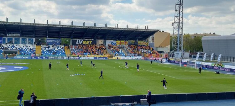 Wygrana Stali Mielec z Koroną Kielce 1 - Polskie Radio Rzeszów Wygrana Stali Mielec z Koroną Kielce