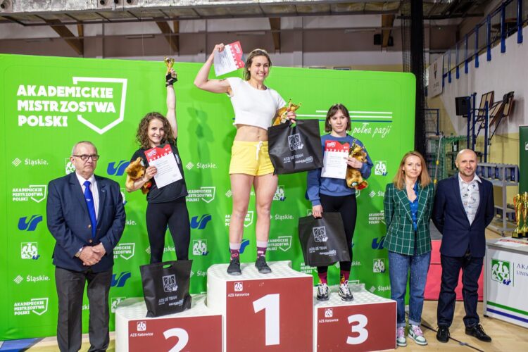 Duży sukces trójboistek z Uniwersytetu Rzeszowskiego