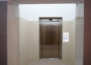 Winda dla niepełnosprawnych w Rudniku nad Sanem - Polskie Radio Rzeszów