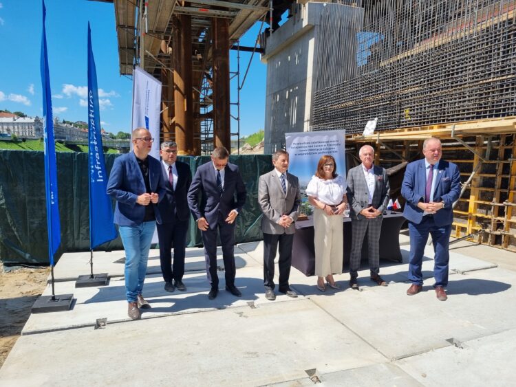 W Przemyślu wmurowano kapsułę czasu