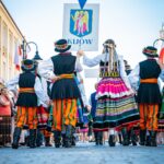 Korowód XIX Światowego Festiwalu Polonijnych Zespołów Folklorystycznych (zdjęcia) 27 - Polskie Radio Rzeszów Korowód XIX Światowego Festiwalu Polonijnych Zespołów Folklorystycznych (zdjęcia) - Polskie Radio Rzeszów