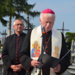 Grobem rodziny Ulmów będzie opiekować się Akcja Katolicka z Markowej 2 - Polskie Radio Rzeszów Grobem rodziny Ulmów będzie opiekować się Akcja Katolicka z Markowej - Polskie Radio Rzeszów