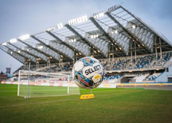 Piłka nożna. Sportowy piknik na&nbsp;stadionie Stali Rzeszów !
