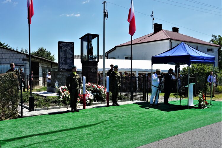 80. rocznica pacyfikacji przysiółka Ścieżki w Woli Zgłobieńskiej (zdjęcia)