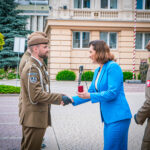 Święto terytorialsów. Odznaki dla żołnierzy i statuetka dla Polskiego Radia Rzeszów za promowanie jednostki (zdjęcia) 7 - Polskie Radio Rzeszów Święto terytorialsów. Odznaki dla żołnierzy i statuetka dla Polskiego Radia Rzeszów za promowanie jednostki (zdjęcia) - Polskie Radio Rzeszów
