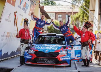 Wyścigi samochodowe i&nbsp;zasady kontroli drogowych