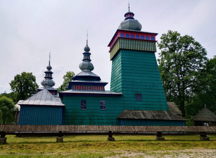 XX Krempniańska Parada Historyczna - Dni Pamięci Generała Pułaskiego 1 - Polskie Radio Rzeszów XX Krempniańska Parada Historyczna – Dni Pamięci Generała Pułaskiego