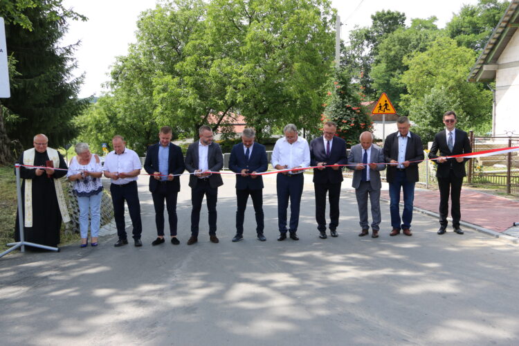 Kolejna droga w powiecie jarosławskim już po remoncie