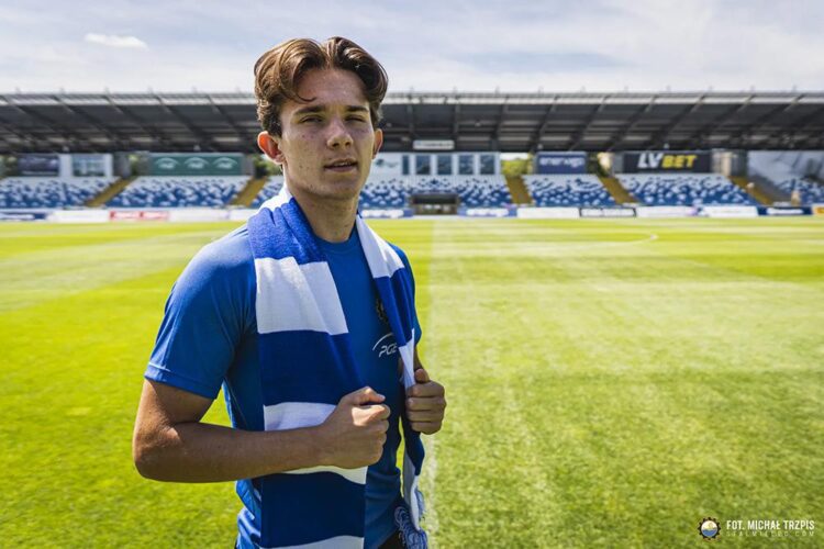 Piłka nożna. Zawodnicy odchodzą z Mielca